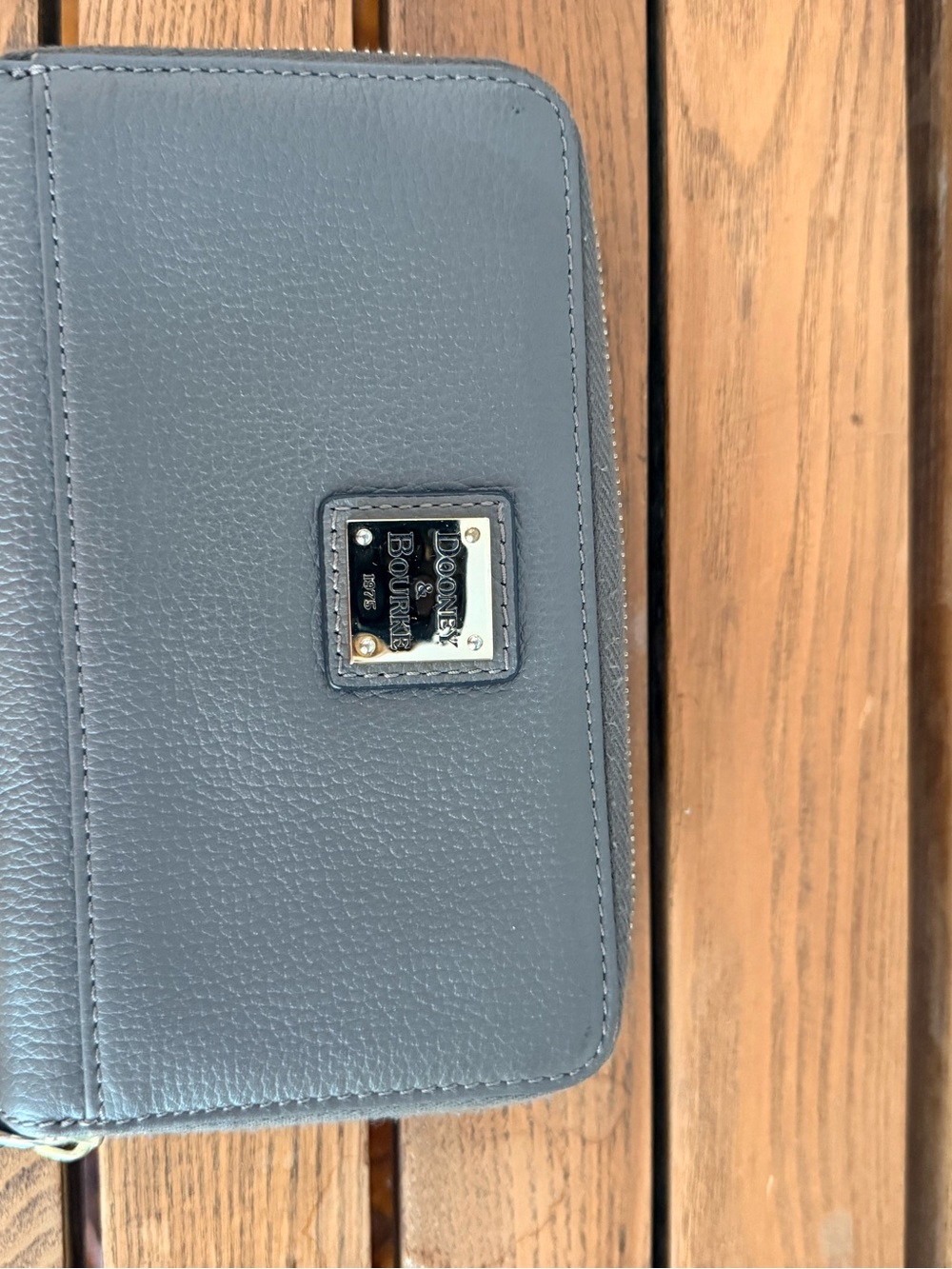 Dooney & Bourke Gray Pebbled Leather Zip Wallet with Gold Plaque - Picture 2 of 6